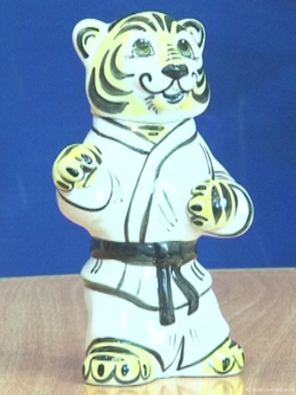Кубок - символ карате-до - восточный тигр
