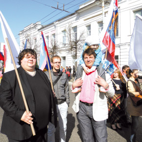Владимирская область отметила Первомай рекордным числом участников шествия