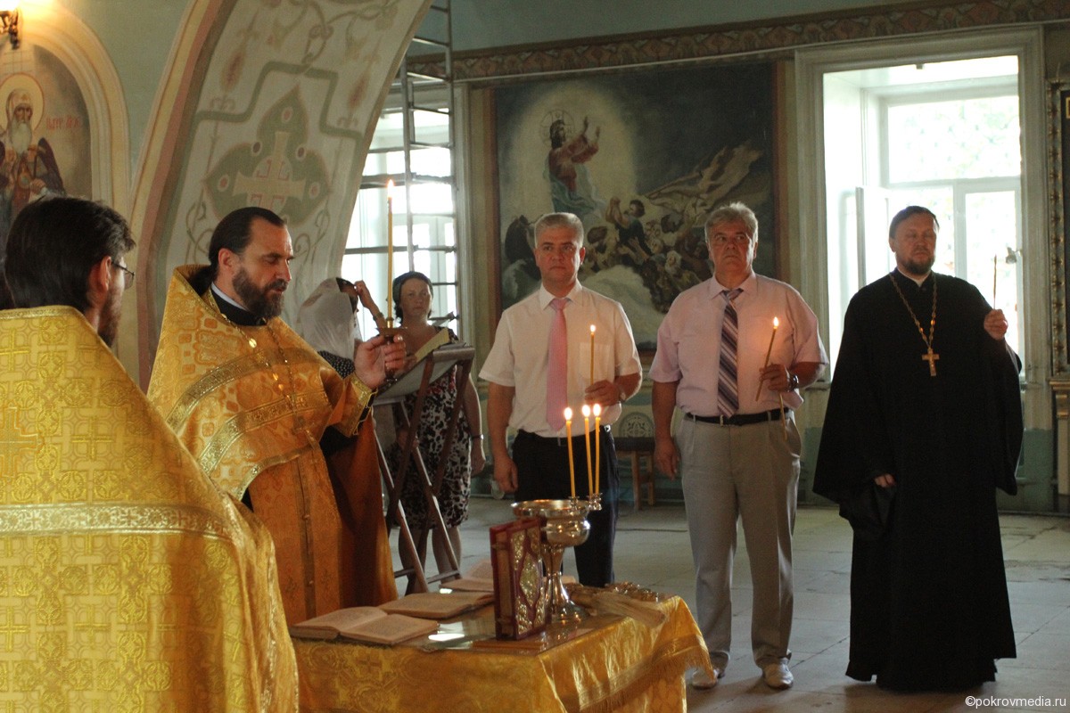 Молебен о здравии жителей г. Покров в Свято-Покровском храме