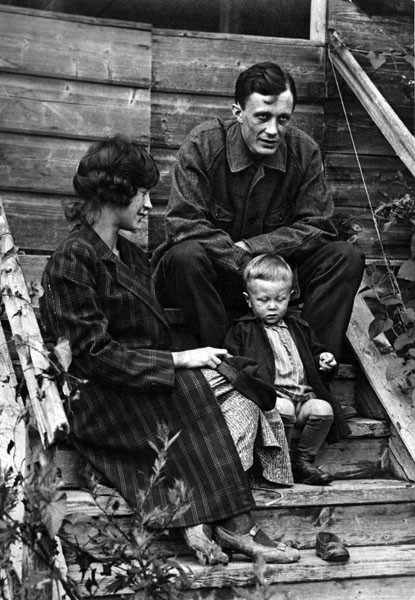 Сергей Фудель с супругой и сыном